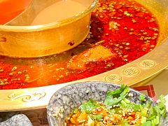 -哥老官重庆美蛙鱼头(龙湖杭州金沙天街店)
