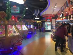 -爱玩嘉年华(龙湖源著天街店)
