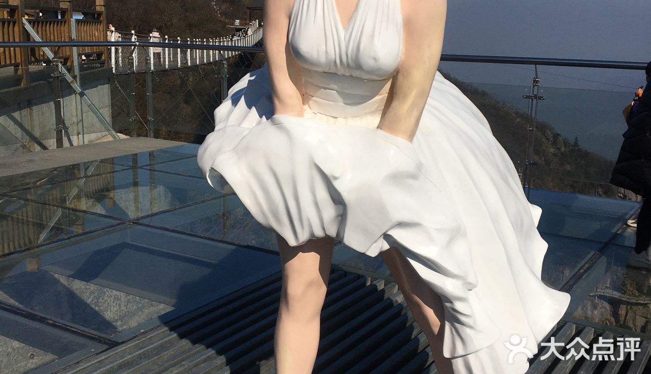 地址： 湖州市安吉县山川乡山川村云上草原 从湖州自驾