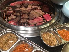 -韩烧牛中牛·甄选黑牛烤肉(黑金店)