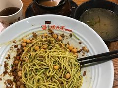 -哇蛙牛功夫面渝都料理(龙阳广场店)
