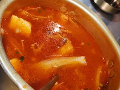 泡菜肥牛汤-本炙炭烤·蒲烧活鳗料理店(金沙洲店)