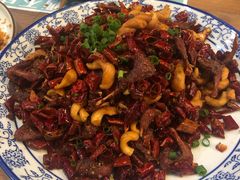 -临界音乐酒馆·小龙虾·江湖菜(华熙LIVE·鱼洞店)