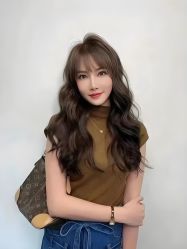 -米娜护肤造型
