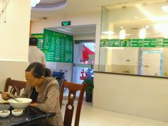大堂-清真·玛丽亚新疆菜主题餐厅(浙江中路店)