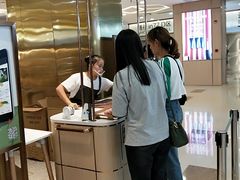 -奈雪的茶(湖滨银泰in77C区PRO店)