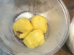-粘豆包柴火铁锅炖