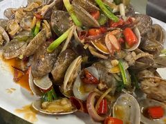 -四川小胡子海鲜(丁村万人海鲜广场店)