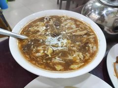 -余杨鸭鸭餐厅