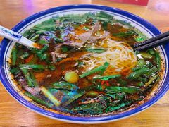 -八一路好吃街(雨田商务大厦店)