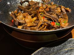 -雀舞云南菜(天津天河城购物中心店)