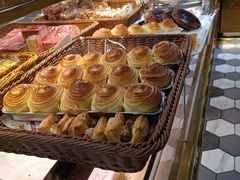 -昆明冠生园·蛋糕·面包(朗悦湾店)