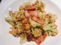 培根虾米煸菜花-港丽餐厅