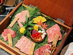 -山川小町·极番烧肉(新地假日广场店)