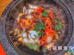 石锅鲽鱼肉-宏达老菜馆(东安街店)