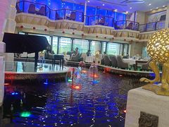 -碧中海汤泉汗蒸酒店