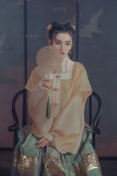 -盘子女人坊古装写真摄影