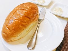 餐前面包-红房子西菜馆(淮海中路店)
