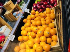 -中百仓储超市有限公司(越秀星汇维港店)