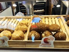 -西树泡芙(湖滨银泰in77B区店)
