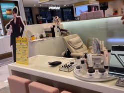 -奥伦纳素Erno Laszlo