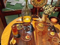 -月亮眼花园餐厅书吧酒吧