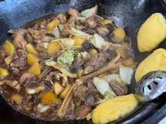 -粘豆包柴火铁锅炖