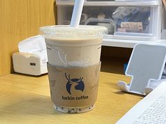 -瑞幸咖啡(浙江树人大学店)