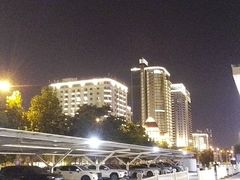 -远洋国际中心(地铁站)