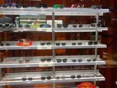 -MUJOSH木九十眼镜(月星环球港B1店)