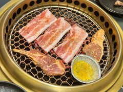 -極屋鮨牛 · 烧肉酒场(时代C馆店)