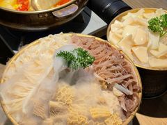 -毛肚向右·川渝毛肚王(经开永旺店)