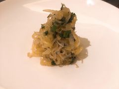 青柠蜇皮-沈灶河豚宴·河豚融合餐厅(汉中路店)