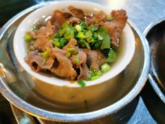 -乐山食古香跷脚牛肉