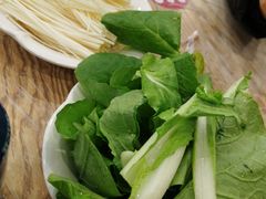 -江城燕子大排档(江汉路步行街店)