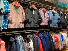 -52camp户外休闲房车装备(北三环路一段店)