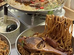 -粉观右江西鲜辣米粉(天地店)
