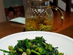 -黄泥岗·地道湖北菜(奥特莱斯店)