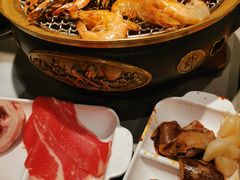 -山焱·炭火自助烤肉(周浦万达店)