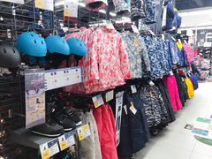 -迪卡侬(高新万达店)