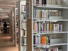 -广州市白云区图书馆