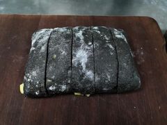 墨鱼芝士夏巴塔-WHEAT&BAKER-麥(凯德来福士店)