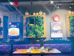 大堂-俭寨大盘鸡·缸子肉·小公鸡·新疆菜(云通店)