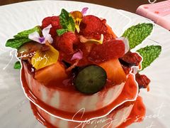 -Mark&Mars Restaurant