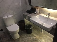 -优逸酒店(柳州窑埠古镇万象城店)