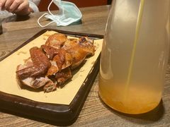 脆皮红子鸡（一只）-童年小筑餐厅(申花路店)