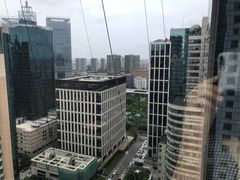-上海浦东假日酒店