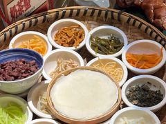 -包整·丝娃娃(一览甲秀楼风景店)