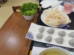 -楼外楼大刀肉传统火锅(西安大路店)