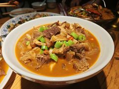 -小三峡食府(西五路店)